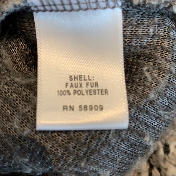 NWOT 🐻 sz10-12 Soft and cuddly Jacket/Sweater - Picture 4 of 6